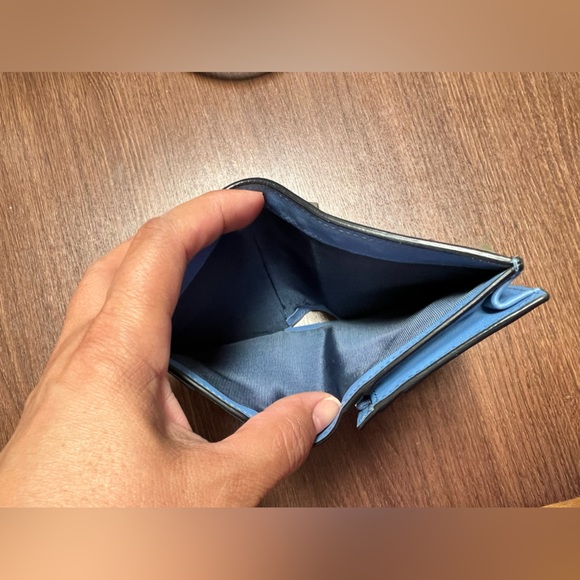 Valentino Garavani Rockstud Compact Wallet - Picture 16 of 16